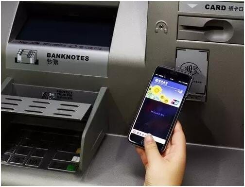 使用 Apple Pay 可以在 ATM 机上取款吗？