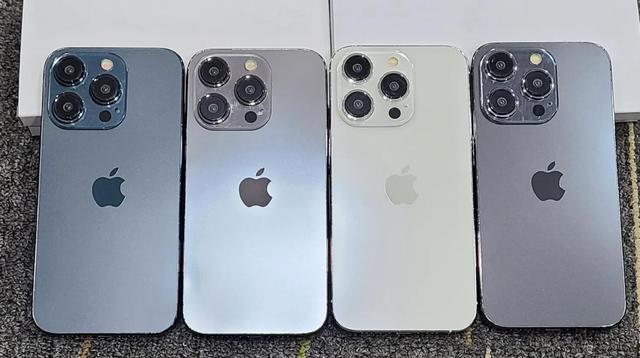 疑似iPhone15系列9种款色曝光，外媒吐槽：颜色是最无聊的一代