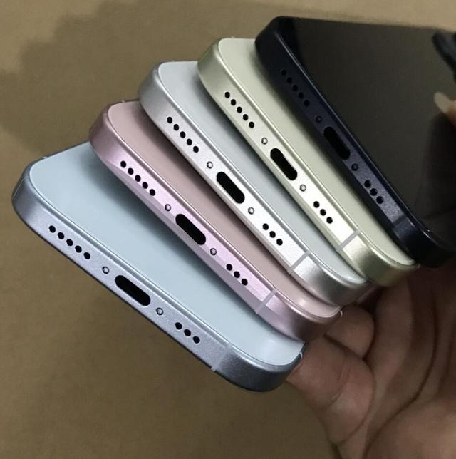 疑似iPhone15系列9种款色曝光，外媒吐槽：颜色是最无聊的一代