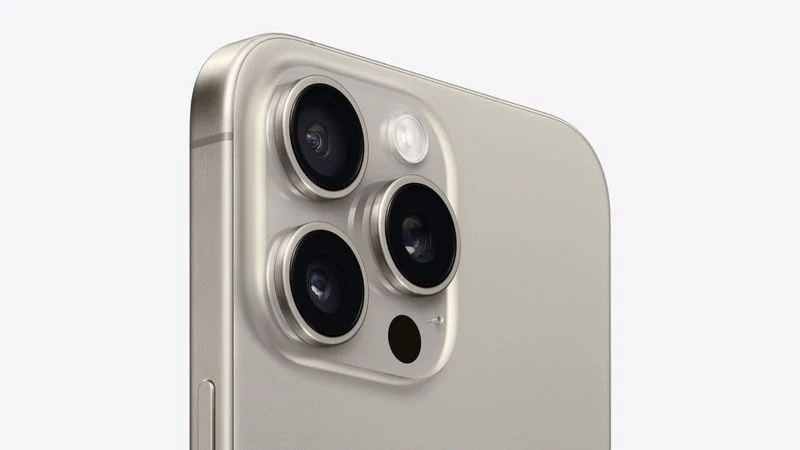 苹果 iPhone 15 Pro Max 独占全新长焦镜头，支持 5 倍光学变焦及 25 倍数码变焦